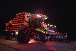 Photo capturing Rockwood Farmers' Santa Claus Parade of Lights | Guelph Photographers Guild